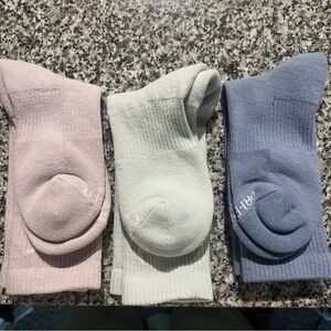 NWOT Nike Everyday Plus crew sock